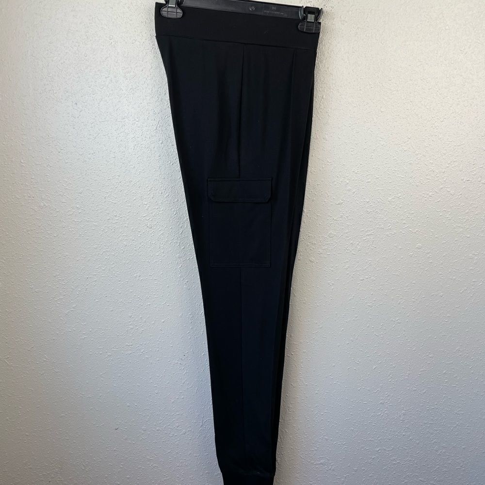JW Styles Black Stretch Crop Pants size M EUC